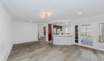 6117 E Garnet Cir, Anaheim, CA 92807