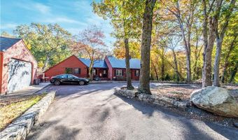 584 Division Rd, East Greenwich, RI 02818