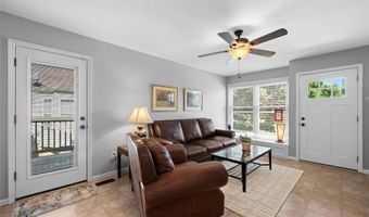 170 Cascade Terrace Dr, Ballwin, MO 63021