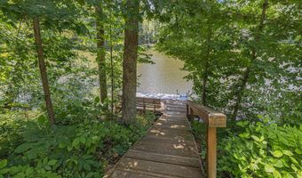 10011 E Rivershore Dr SE, Alto, MI 49302