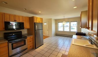 9 Wood St, Bangor, ME 04401