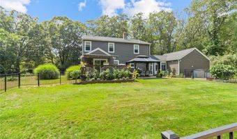 111 Peeptoad Rd, Scituate, RI 02857