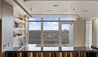 1781 N PIERCE St 501, Arlington, VA 22209