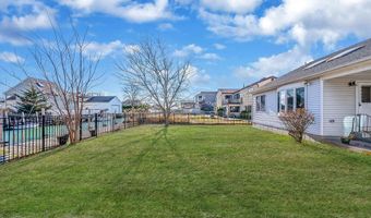 38 Berger Ave, Amityville, NY 11701