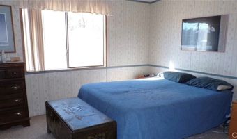 9074 Milpas, Apple Valley, CA 92308