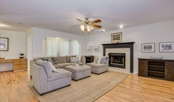 869 Hickory Ridge Rd, Aiken, SC 29803