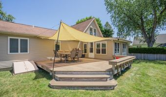 76 Midvale Ave, Cranston, RI 02920