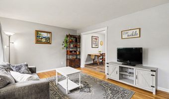624 Susan Dr, Ann Arbor, MI 48103