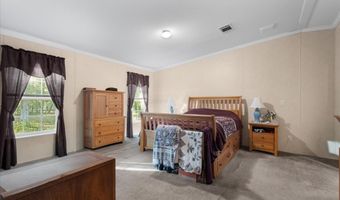 912 22nd Ct, Bell, FL 32619