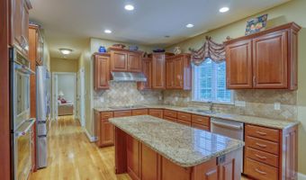 33 CHADWICK Dr, Dover, DE 19901