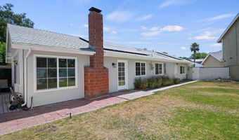 5677 Slicers Cir, Agoura Hills, CA 91301