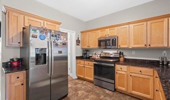 47 Celtic Ct, Adairsville, GA 30103