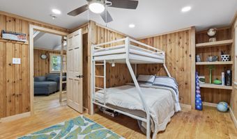 60 Eagle Dr, Barrington, NH 03825