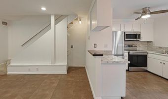 1222 River Glen Row 65, San Diego, CA 92111