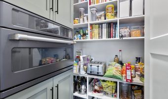 4295 BOUNTIFUL Ln, Appleton, WI 54913