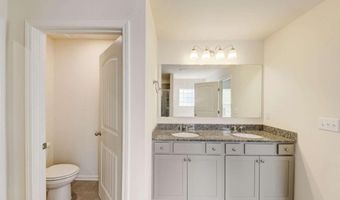 6808 Lake Overlook Ln, Flowery Branch, GA 30542