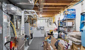 4226 40TH St N, Arlington, VA 22207