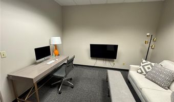 206 SW 8th St 112, Bentonville, AR 72712