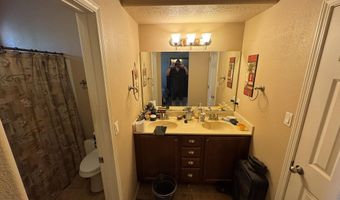 6356 AZALEAS Rd NW, Albuquerque, NM 87114