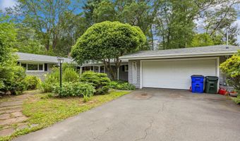 109 Country Club Rd, Avon, CT 06001