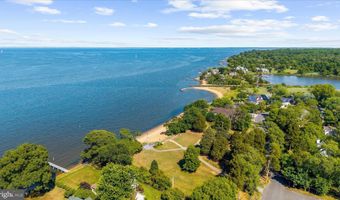 1000 LAKEVIEW Ln, Annapolis, MD 21409
