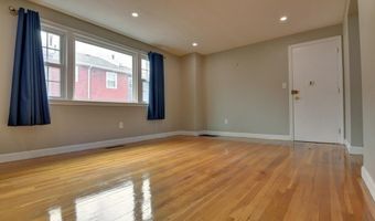 30 Trull St 2, Boston, MA 02125