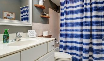 18 Greenmoor Dr, Arcanum, OH 45304