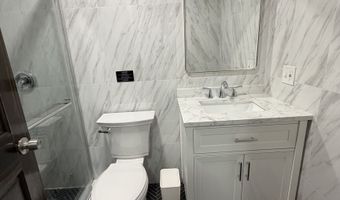 56 Janet Cir 7, Bridgeport, CT 06606