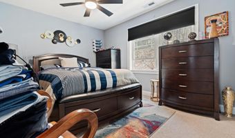 68 Stetson Pl 68, Danbury, CT 06811