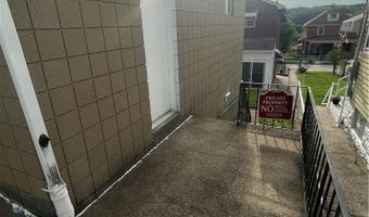 956 Beaver Rd, Ambridge, PA 15003