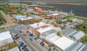 30 Ave G, Apalachicola, FL 32320