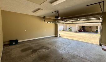 21946 Williamsburg Dr, Athens, AL 35613