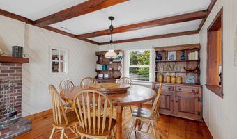 15 River Rd, Branford, CT 06405