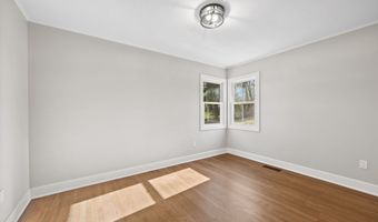 27 Tuttle Ct, Bethany, CT 06524