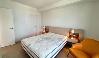 987 Queen St 2405, Honolulu, HI 96814