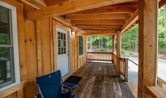 8 Magnolia Ln, Starks, ME 04911