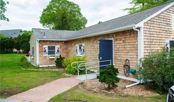 2 Cherry Ln, Bristol, RI 02809