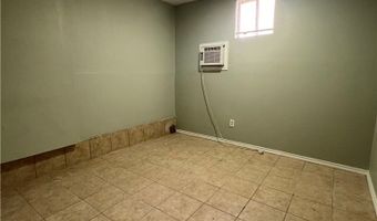 205 W 3rd St, Alice, TX 78332