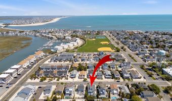 244 14th St, Avalon, NJ 08202