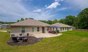 1939 Auburn Hills Dr, Benton, AR 72015