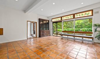 156 Forest Ridge Way, Honolulu, HI 96822
