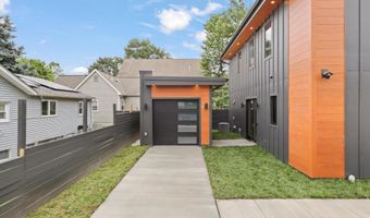 2007 S JOYCE St, Arlington, VA 22202