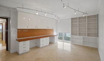 19355 Turnberry Way 25Gr, Aventura, FL 33180