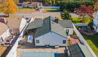 31 Grand Central Ave, Amityville, NY 11701