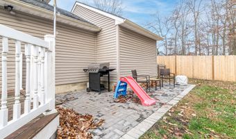 7 BROOKVIEW Dr, Atco, NJ 08004