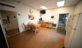 501 11th St NE, Austin, MN 55912
