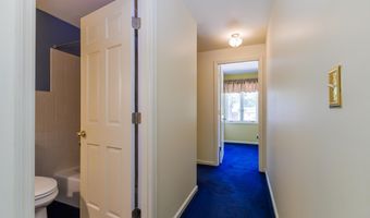 3219 Greenbriar Rd, Anderson, IN 46011