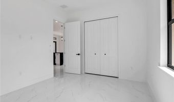 2221 Robert, Alva, FL 33920