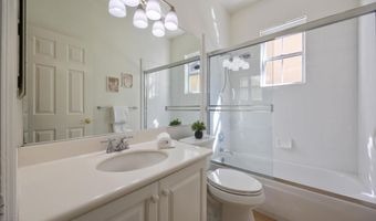 827 W Heritage Oak Ct, Altadena, CA 91001