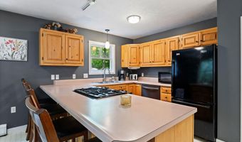 12 Dominic Dr, Barrington, NH 03825